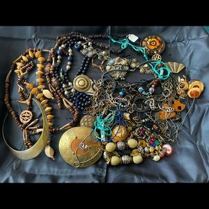 If you love making your own jewelry then this is the perfect mix bag!